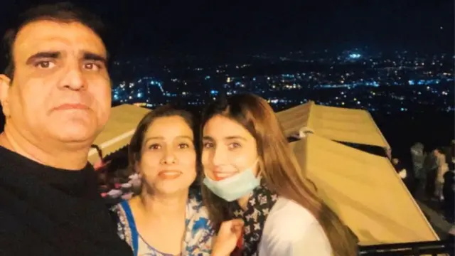 خوش بخت خان