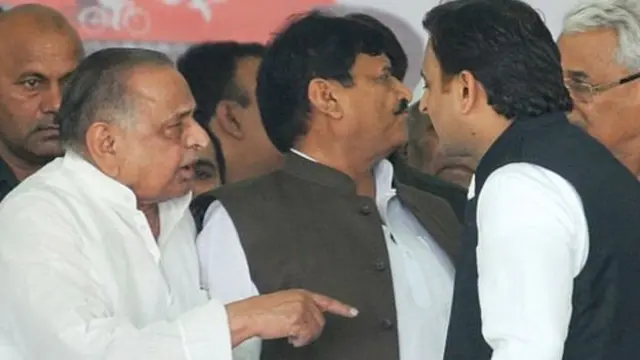 अखिलेश यादव