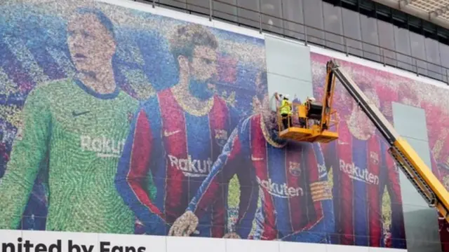 برشلونة يزيل صورة ميسي