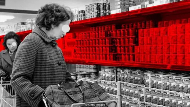 Es habitual mirar hacia otro lado cuando nos damos cuenta de las consecuencias de nuestros decisiones como consumidores.