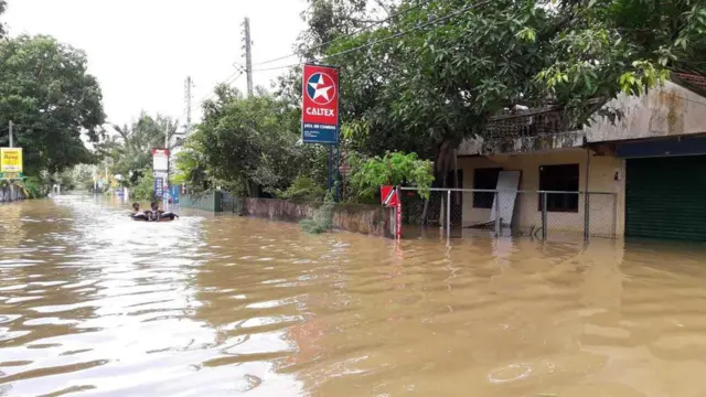 නිල්වලා ජලයෙන් යටවූ ප්‍රදේශ
