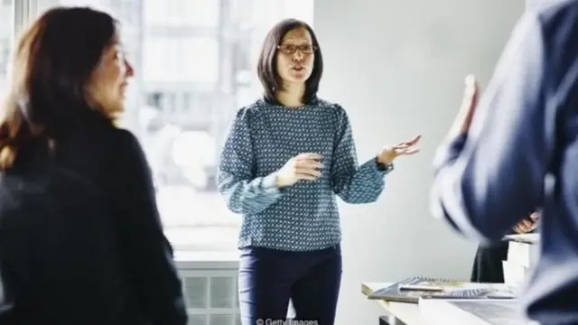 रात की शिफ्ट में महिलाओं के लिए काम करना क्या होगा आसान