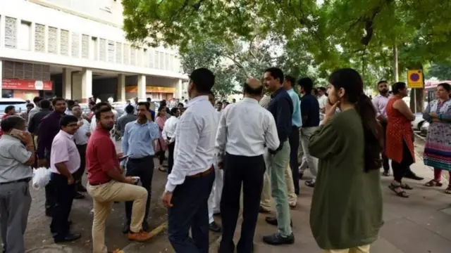 दिल्ली-एनसीआर क्षेत्र की एक बड़ी समस्या आबादी का घनत्व भी है