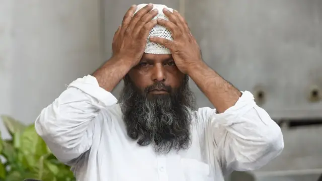 উত্তরপ্রদেশের হাপুড়ে এই ব্যক্তির পরিজনরা গণপিটুনির শিকার হয়েছিলেন