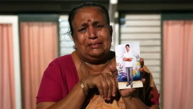 අතුරුදන් වූ සිය පුතු සොයන මවක්