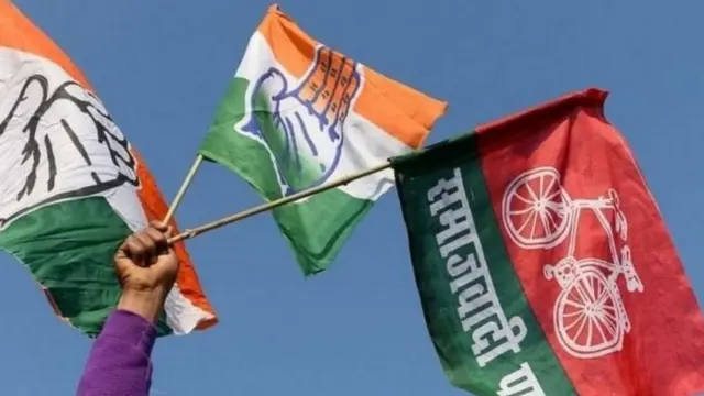 పార్టీల జెండలు