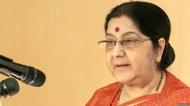 सुषमा स्वराज, सोशल मीडिया, ट्विटर, नरेंद्र मोदी