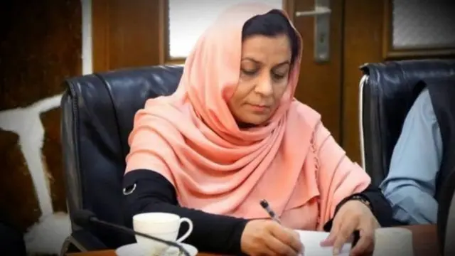 شریفه زرمتۍ
