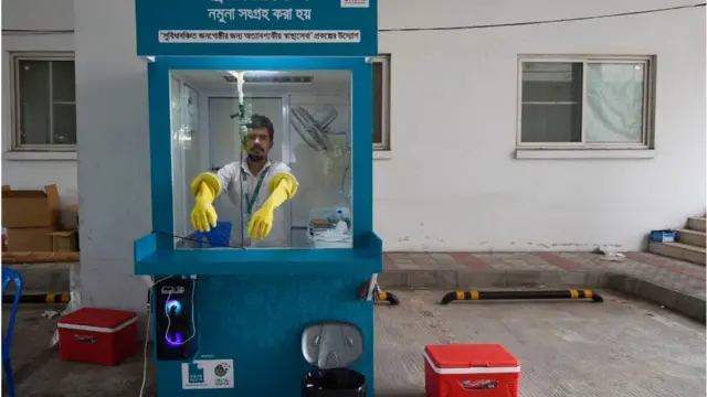 নমুনা পরীক্ষার তুলনায় সংক্রমণের হার ৬ শতাংশ ছাড়িয়েছে।