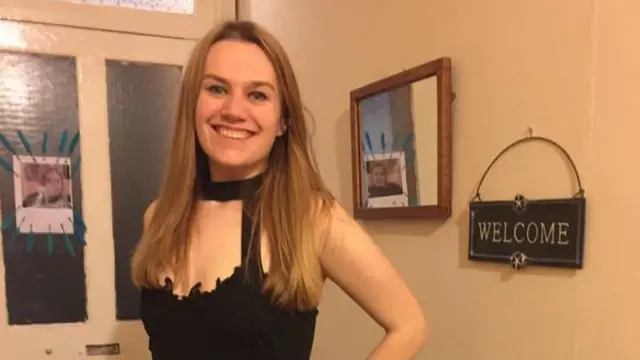 मोली इंग्लिस