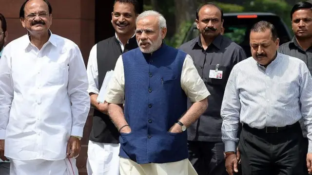 ઉપ-રાષ્ટ્રપતિ વેંકૈયા નાયડુ, નરેન્દ્ર મોદી અને બીજેપીના અન્ય નેતાઓ