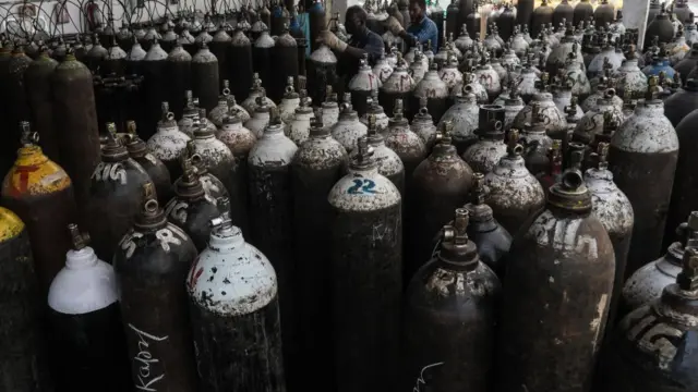 ગુજરાતમાં ઓક્સિજનની અછત