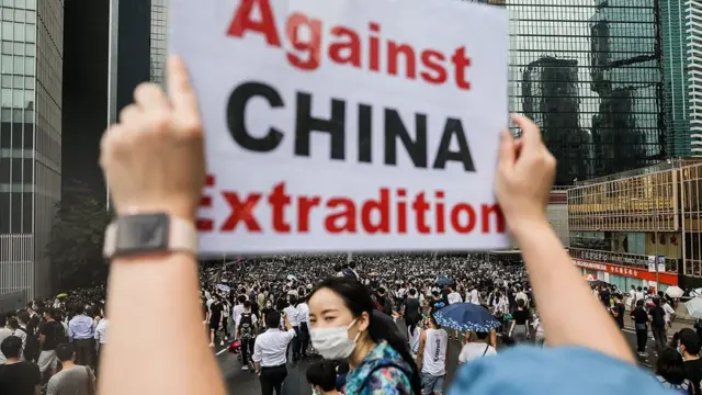 ஹாங்காங்: தொடரும் போராட்டம், தாக்கும் போலீஸார் - நடப்பது என்ன?