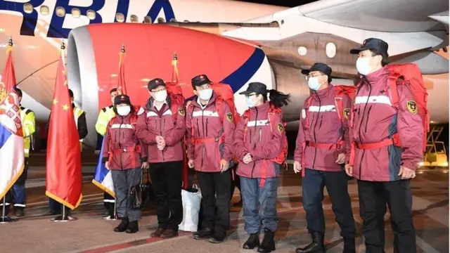 Делегација Кине донела је медицинску опрему