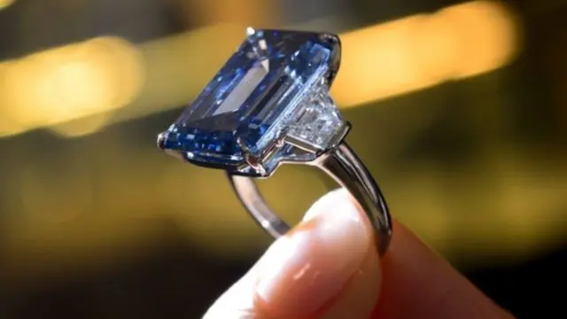 ओपनहाइमर ब्लू