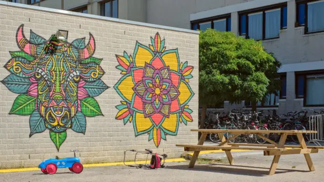 Бик - символ міста Осс