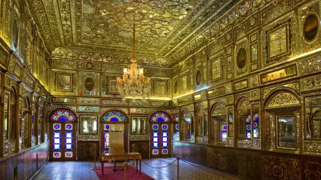 Дворец Голестан