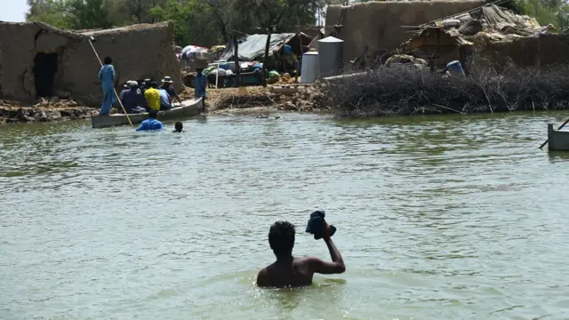 पाकिस्तान बाढ़