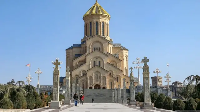 Ватикан: Св. Таинства для транссексуалов и гомосексуалистов