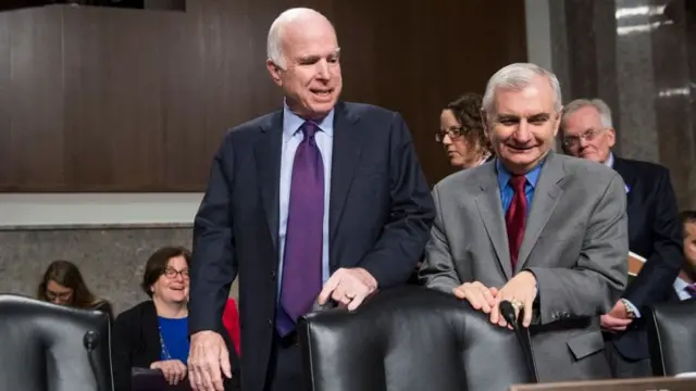 Джон маккейн