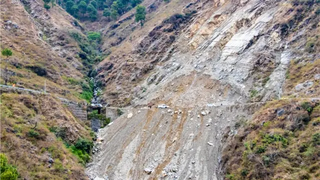 পাহাড়ি ভূমিধ্বস।