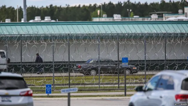 अपराध, सजा, खुली जेल, अमरीका, उम्र कैद