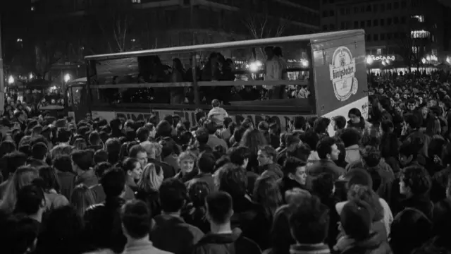 Kamion mira na Trgu republike u Beogradu