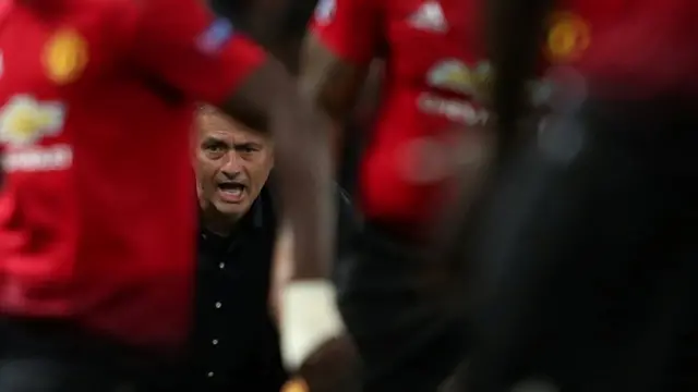 မော်ရင်ညို