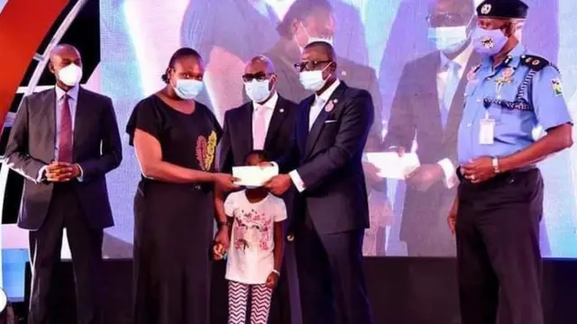 Ìjọba ìpínlẹ̀ Eko ti fi orúkọ àwọn ọlọ́pàá tí ẹbí wan gba ẹ̀bún owó 10 mílíọ̀nù