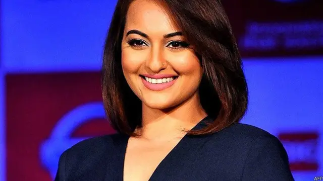 सोनाक्षी सिन्हा