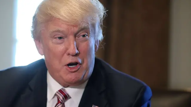 डोनल्ड ट्रंप