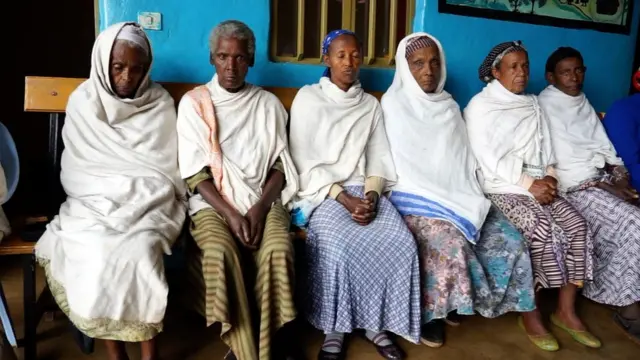 Namoota giddu-gala maanguddootaa Fuula Waaqayyootti kununfaman