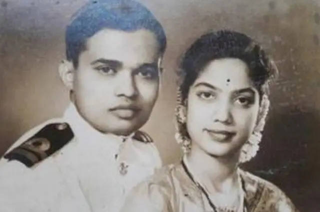 એમએનઆર સાવંત પત્ની સાથે