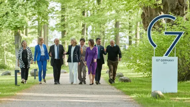 g-7