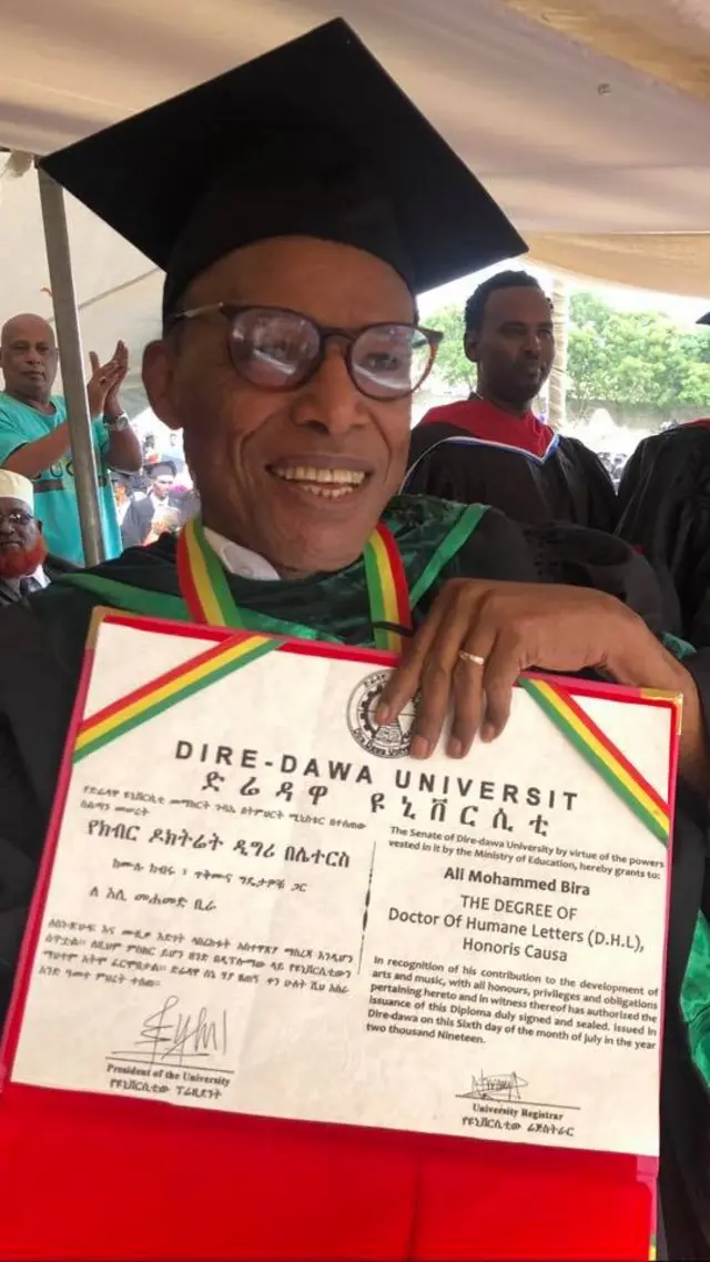 Dr. Kabajaa Artist Alii Birraa wayita uummata galateeffatu