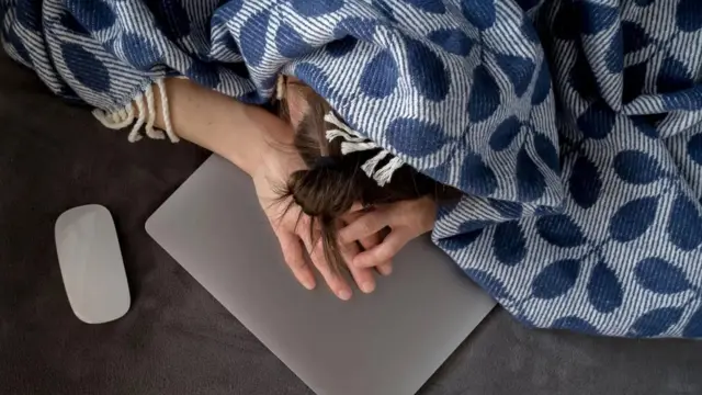 ثلاثة معايير تعني أنك تعاني من "الاحتراق النفسي"