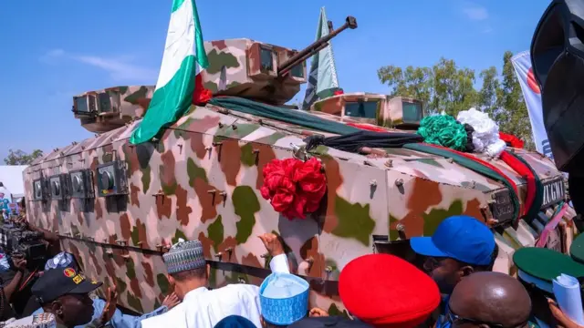 Ọkọ ijagun ologun tiwantiwa ti aarẹ Buhari ṣe ifilọlẹ rẹ