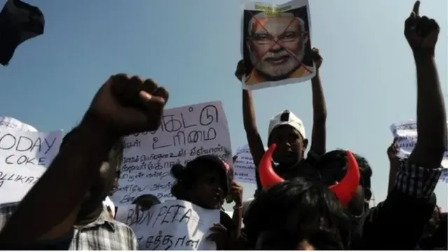 जल्लीकट्टू