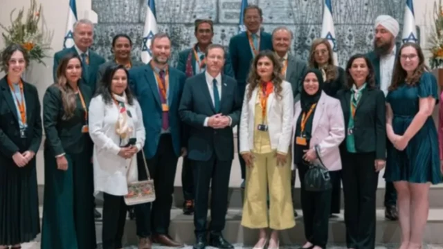 पाकिस्तानी प्रतिनिधिमंडल