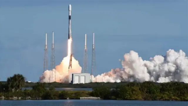 স্যাটেলাইট উৎক্ষেপণ