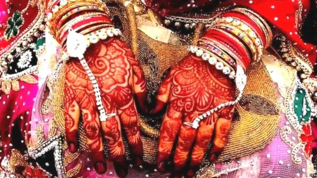 ਮਹਿੰਦੀ ਵਾਲੇ ਹੱਥ