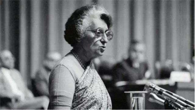 इंदिरा गांधी