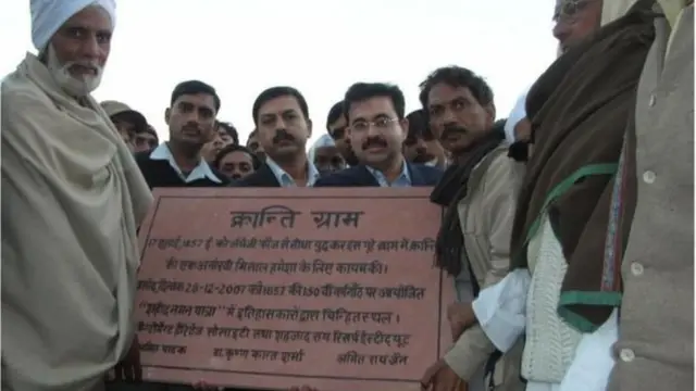 Транни онлайн сперму оның жопы алады