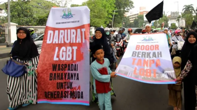 Perda Penyimpangan Seksual Kota Bogor Kelompok Gender Minoritas Merasa