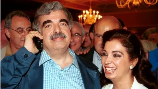 رفیق حریری تاجر سنی مذهب خواستار خروج نیروهای سوریه از خاک لبنان بود