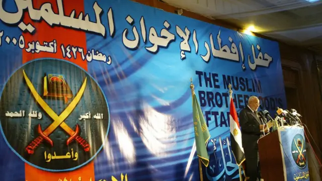 عاکف