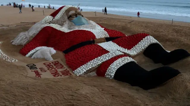 Christmas Day 2021: Santa Claus red, white dress origin, who be di real Father Christmas?