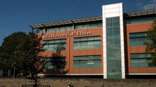 Universidad de Ulster