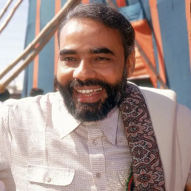 नरेंद्र मोदी की पुरानी तस्वीर