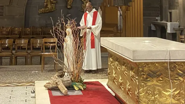 Le père Frédéric Marc